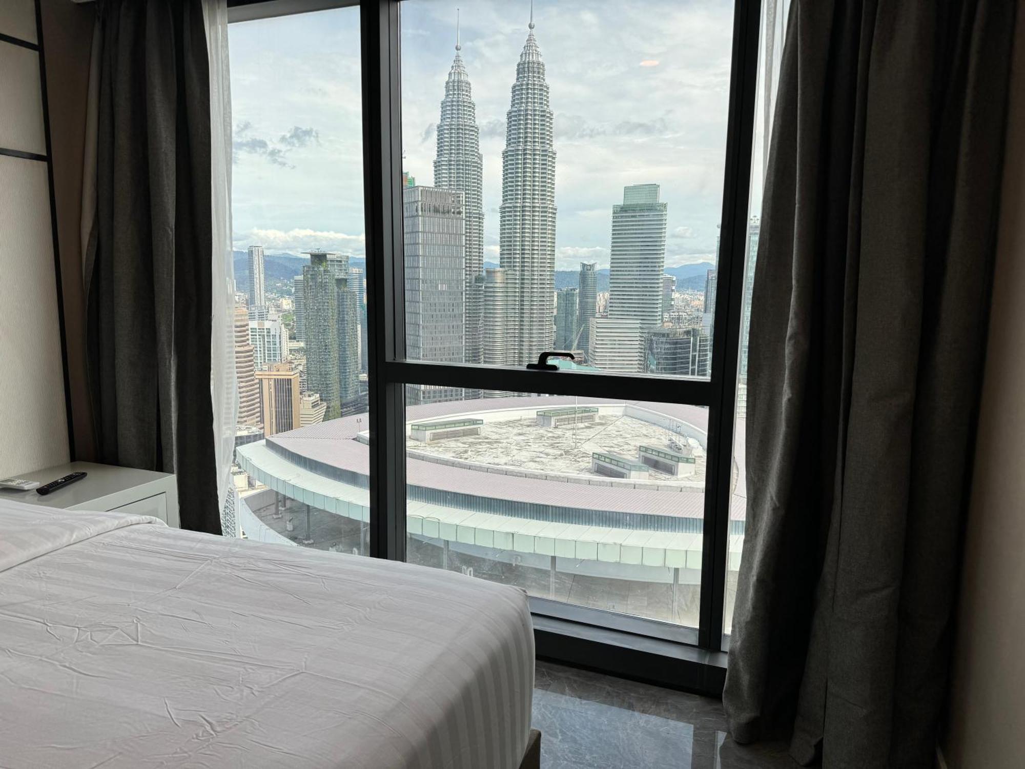 The Platinum Klcc By Garden Suites クアラルンプール 部屋 写真